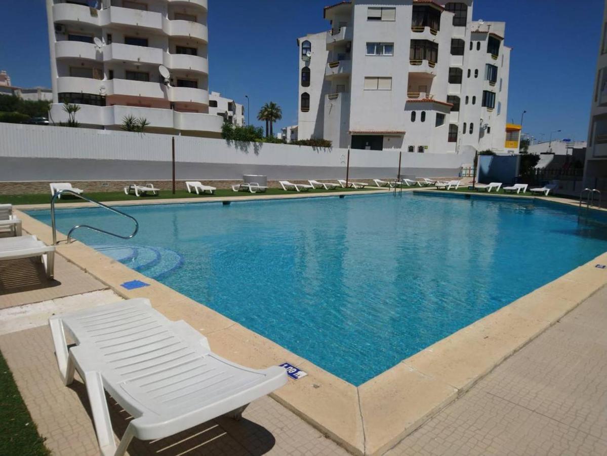 شقة Apartamento T1 Com Piscina, Em Montechoro, Albufeira, Algarve المظهر الخارجي الصورة